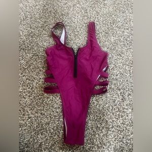 1pc zip up cut out bikini